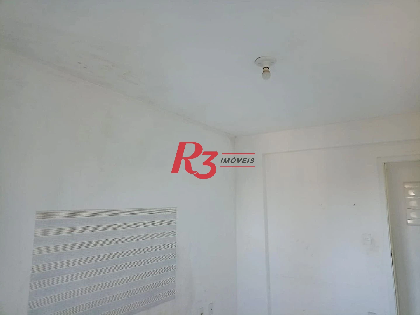 Apartamento com 2 dormitórios à venda, 70 m² por R$ 320.000,00 - Vila Paulista - Cubatão/SP