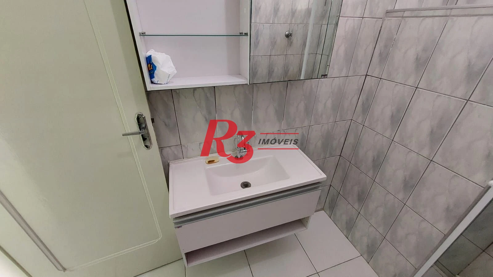 Apartamento com 1 dormitório à venda, 58 m² por R$ 300.000,00 - José Menino - Santos/SP