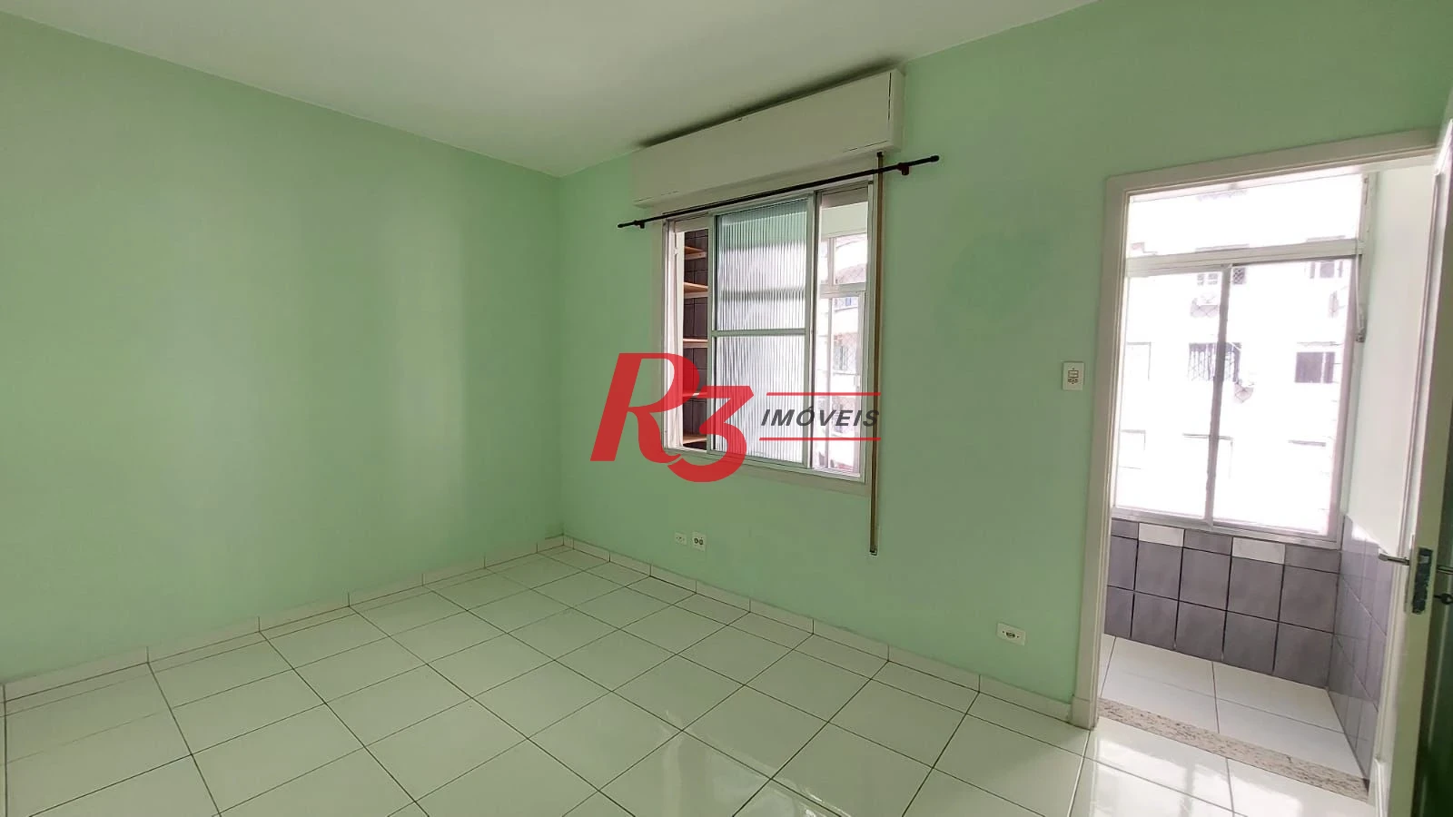 Apartamento com 1 dormitório à venda, 58 m² por R$ 300.000,00 - José Menino - Santos/SP