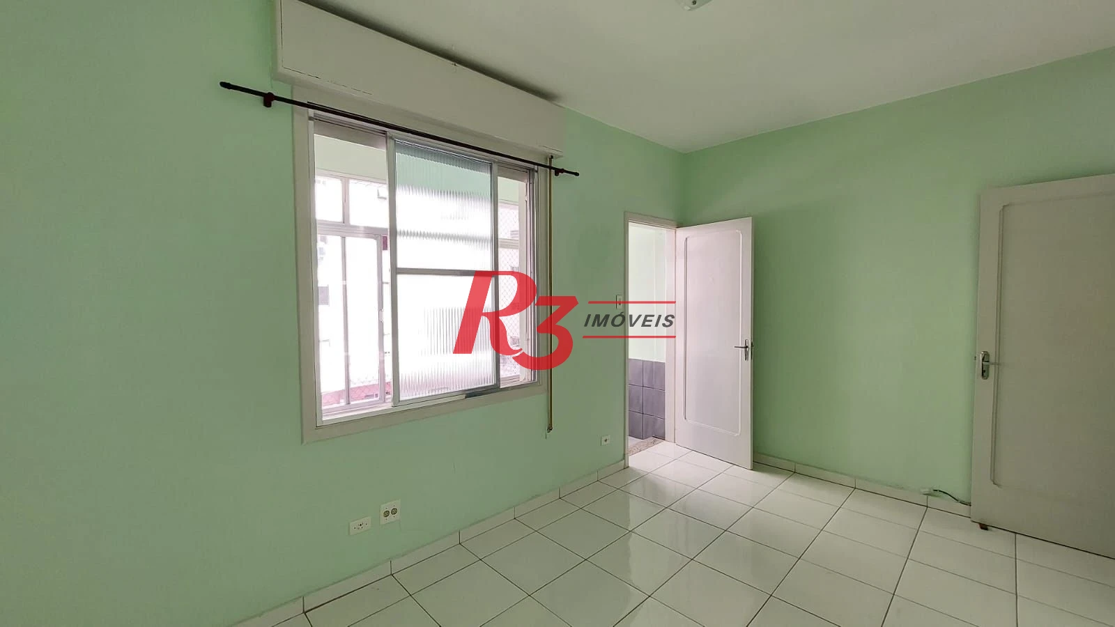 Apartamento com 1 dormitório à venda, 58 m² por R$ 300.000,00 - José Menino - Santos/SP