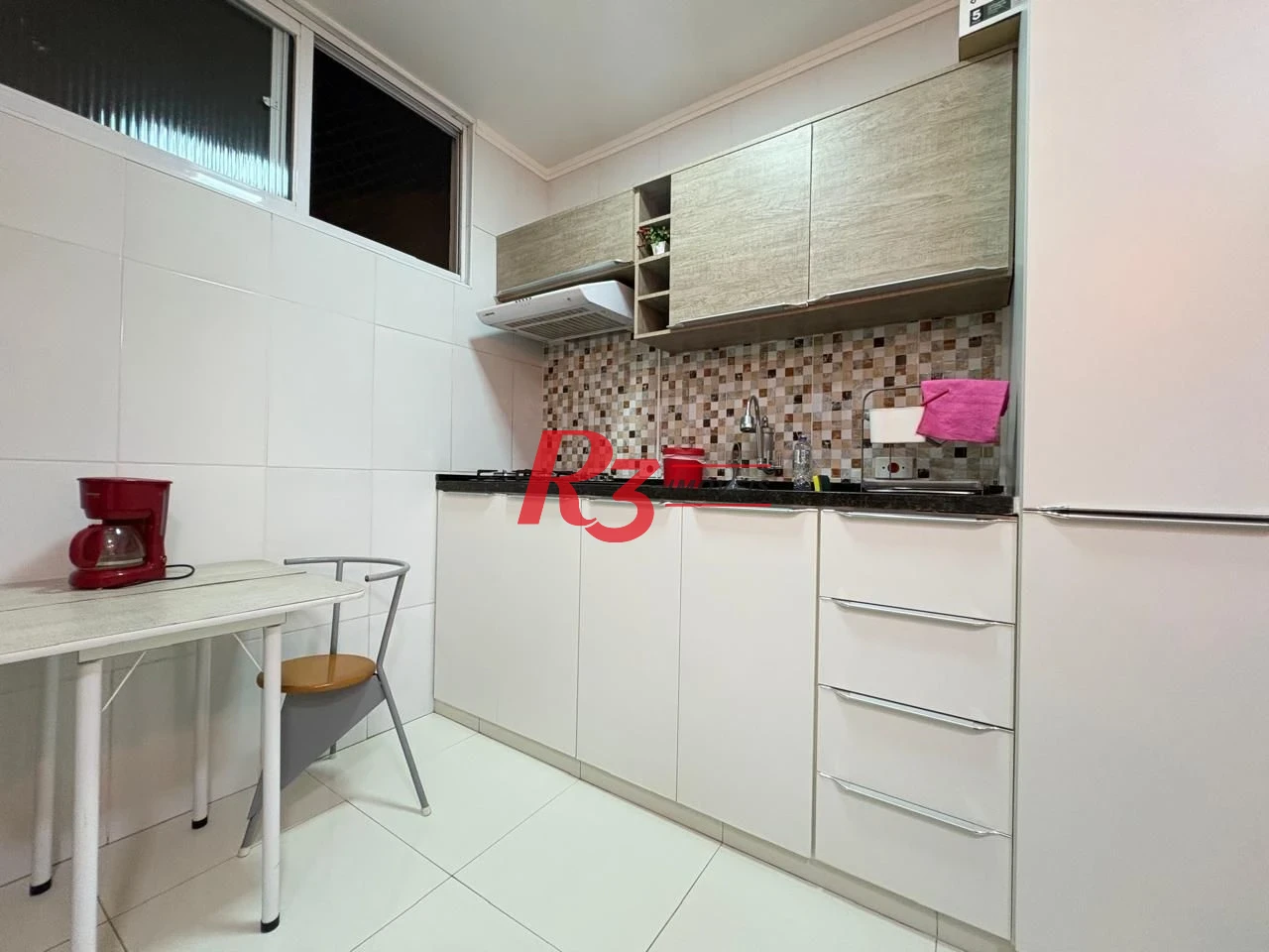 Apartamento com 1 dormitório para alugar, 64 m² por R$ 4.200,02/mês - Boqueirão - Santos/SP