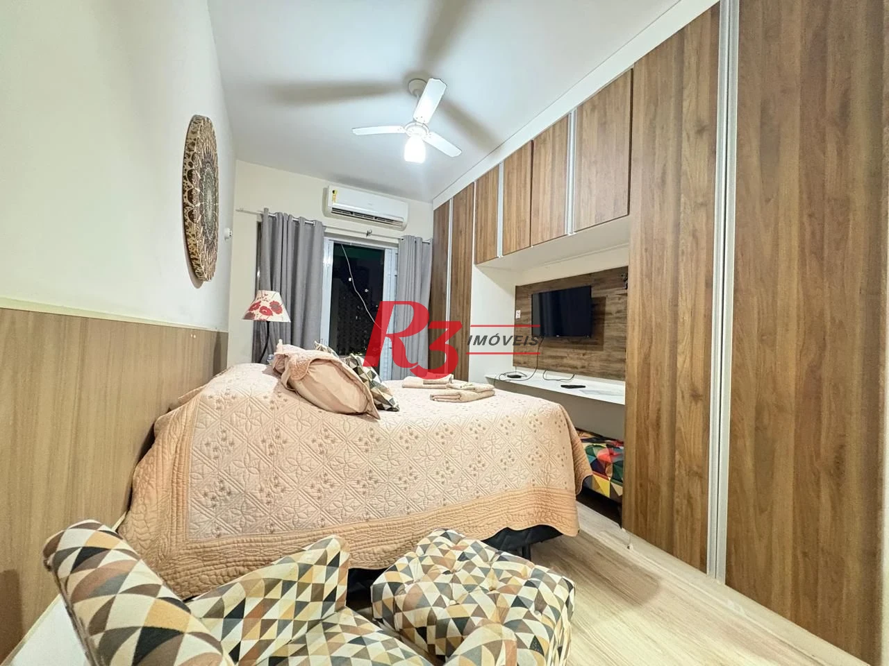 Apartamento com 1 dormitório para alugar, 64 m² por R$ 4.200,02/mês - Boqueirão - Santos/SP