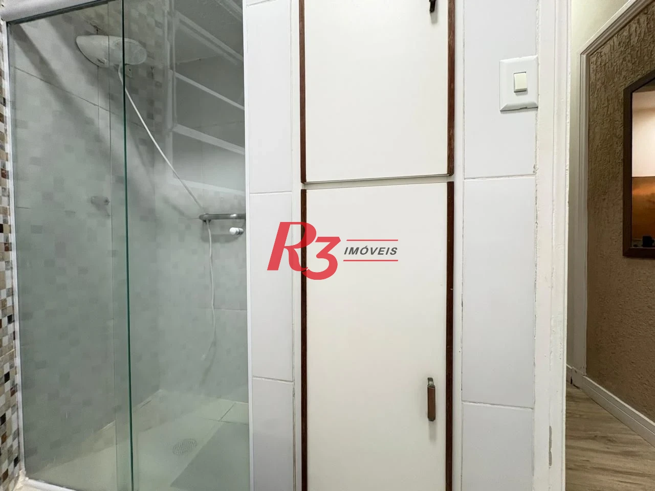 Apartamento com 1 dormitório para alugar, 64 m² por R$ 4.200,02/mês - Boqueirão - Santos/SP