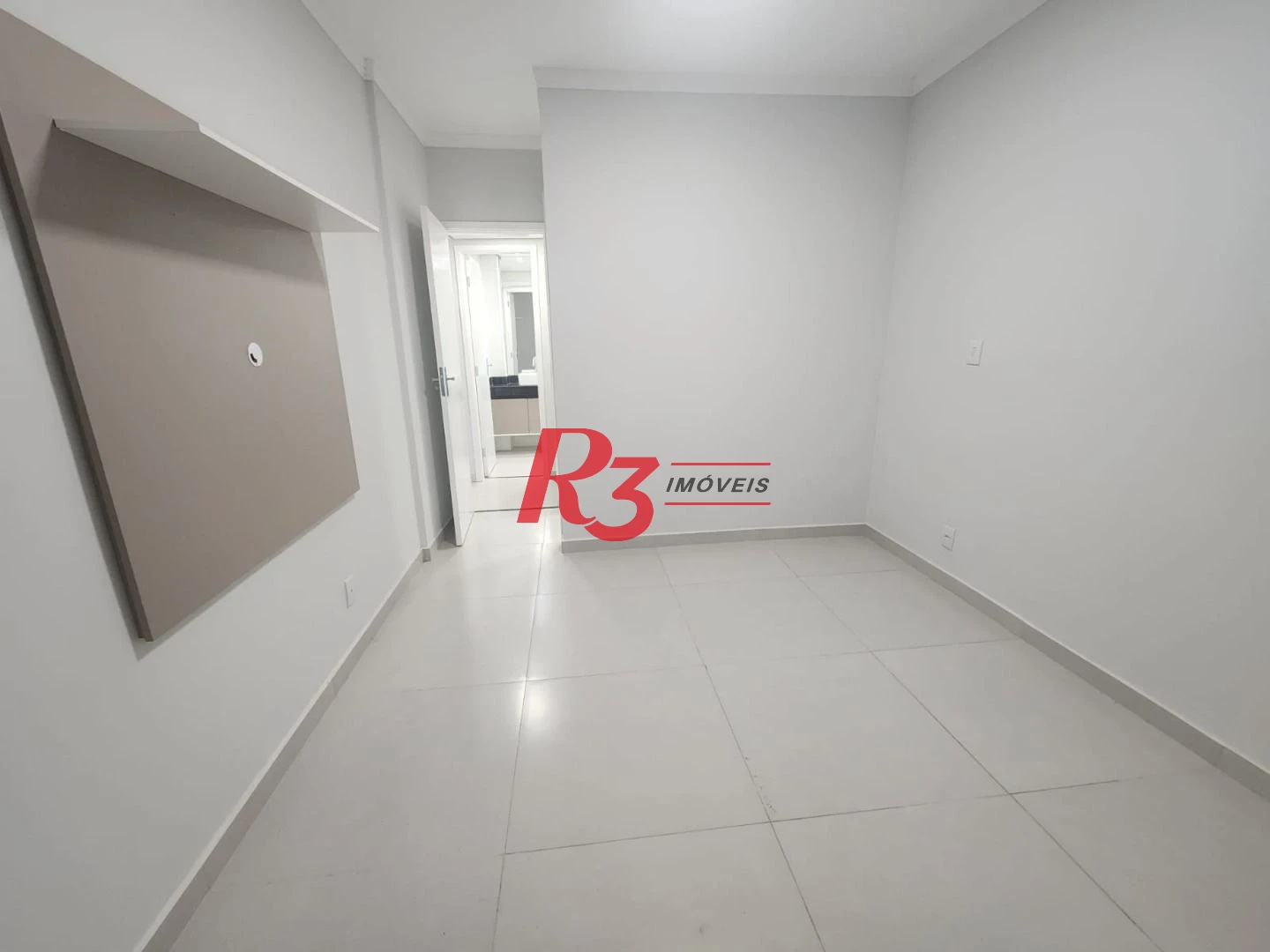 Apartamento com 2 dormitórios à venda, 63 m² por R$ 599.000,00 - Aparecida - Santos/SP