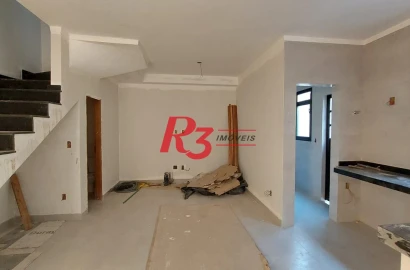 Sobrado com 2 dormitórios à venda, 80 m² por R$ 700.000,00 - Marapé - Santos/SP