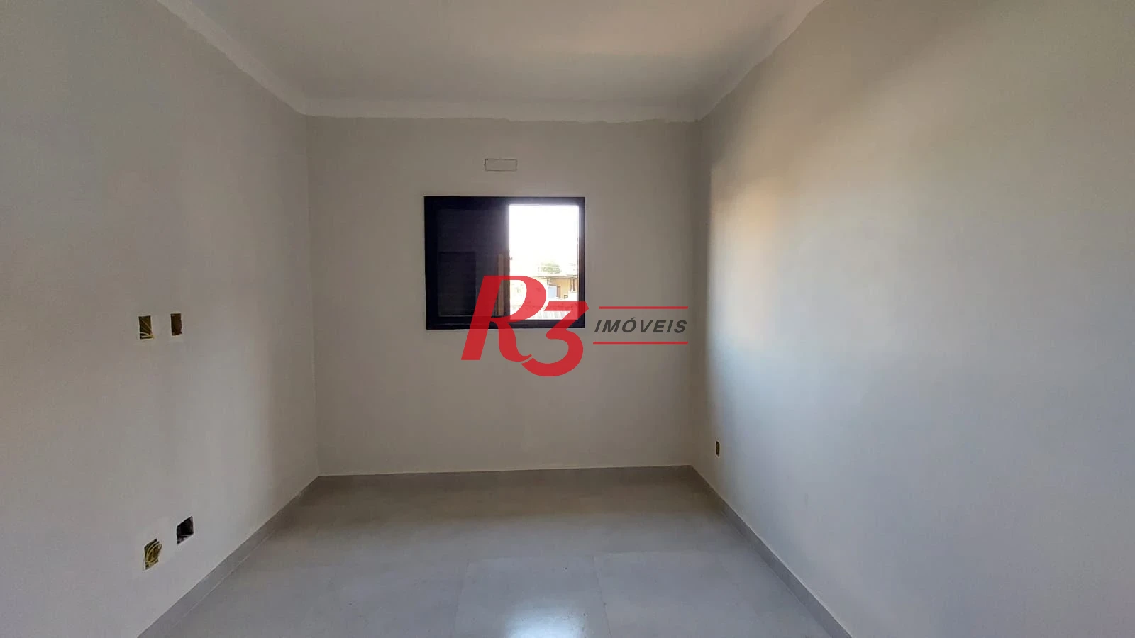 Sobrado com 2 dormitórios à venda, 80 m² por R$ 700.000,00 - Marapé - Santos/SP