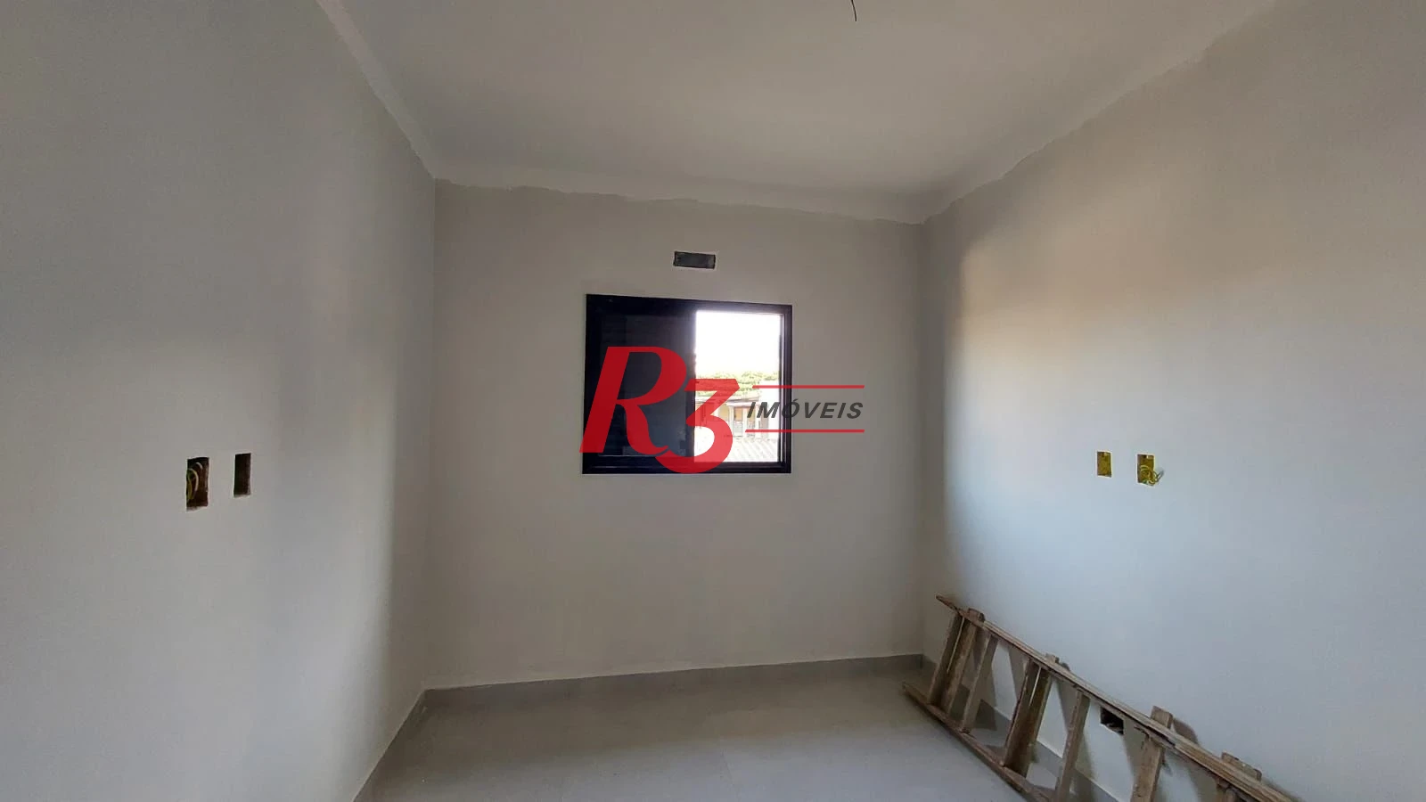 Sobrado com 2 dormitórios à venda, 80 m² por R$ 700.000,00 - Marapé - Santos/SP