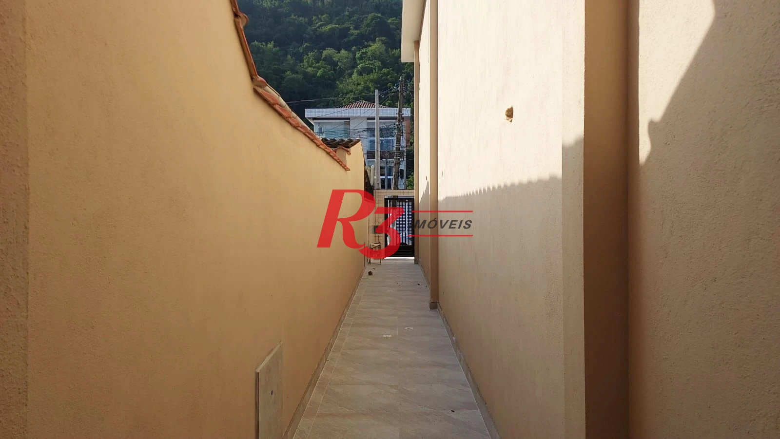 Sobrado com 2 dormitórios à venda, 80 m² por R$ 700.000,00 - Marapé - Santos/SP