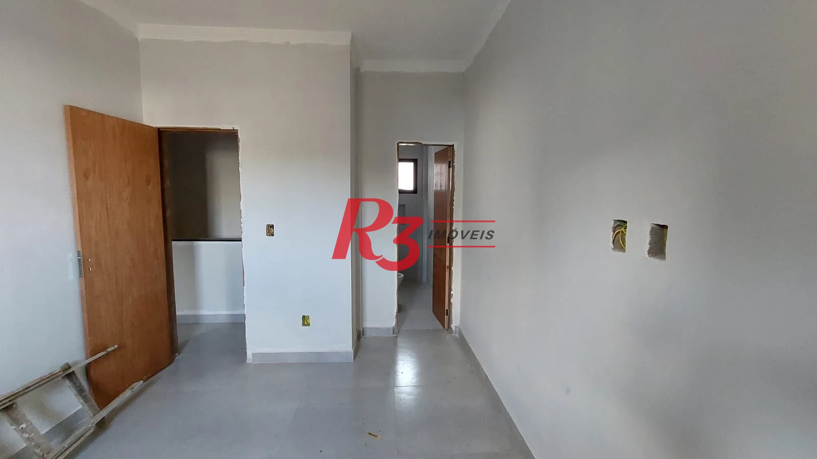 Sobrado com 2 dormitórios à venda, 80 m² por R$ 700.000,00 - Marapé - Santos/SP