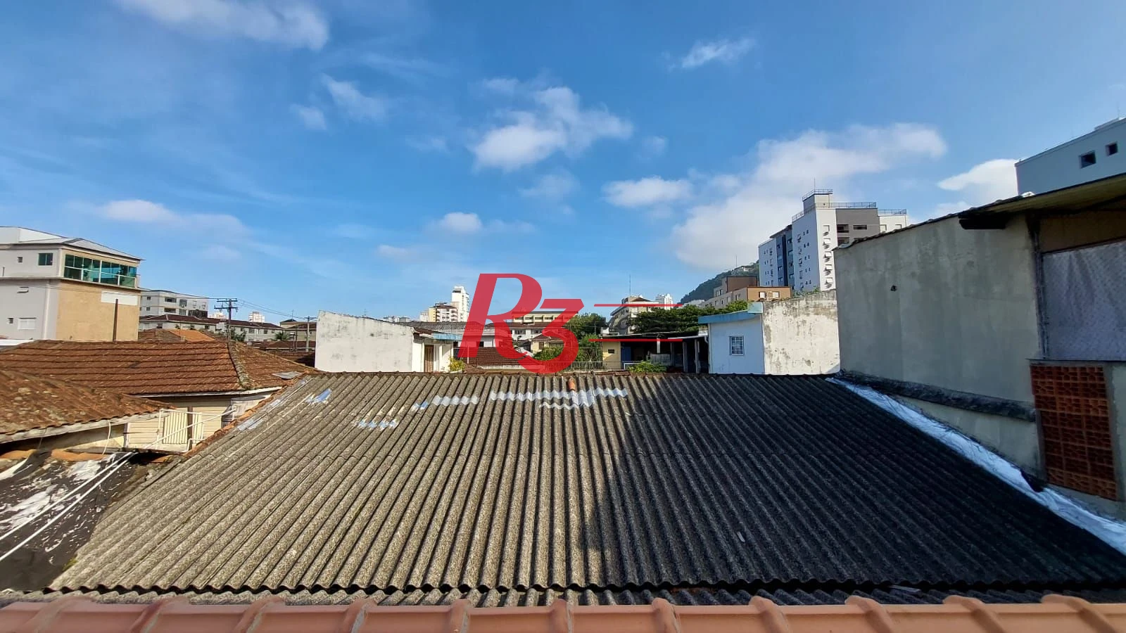 Sobrado com 2 dormitórios à venda, 80 m² por R$ 700.000,00 - Marapé - Santos/SP