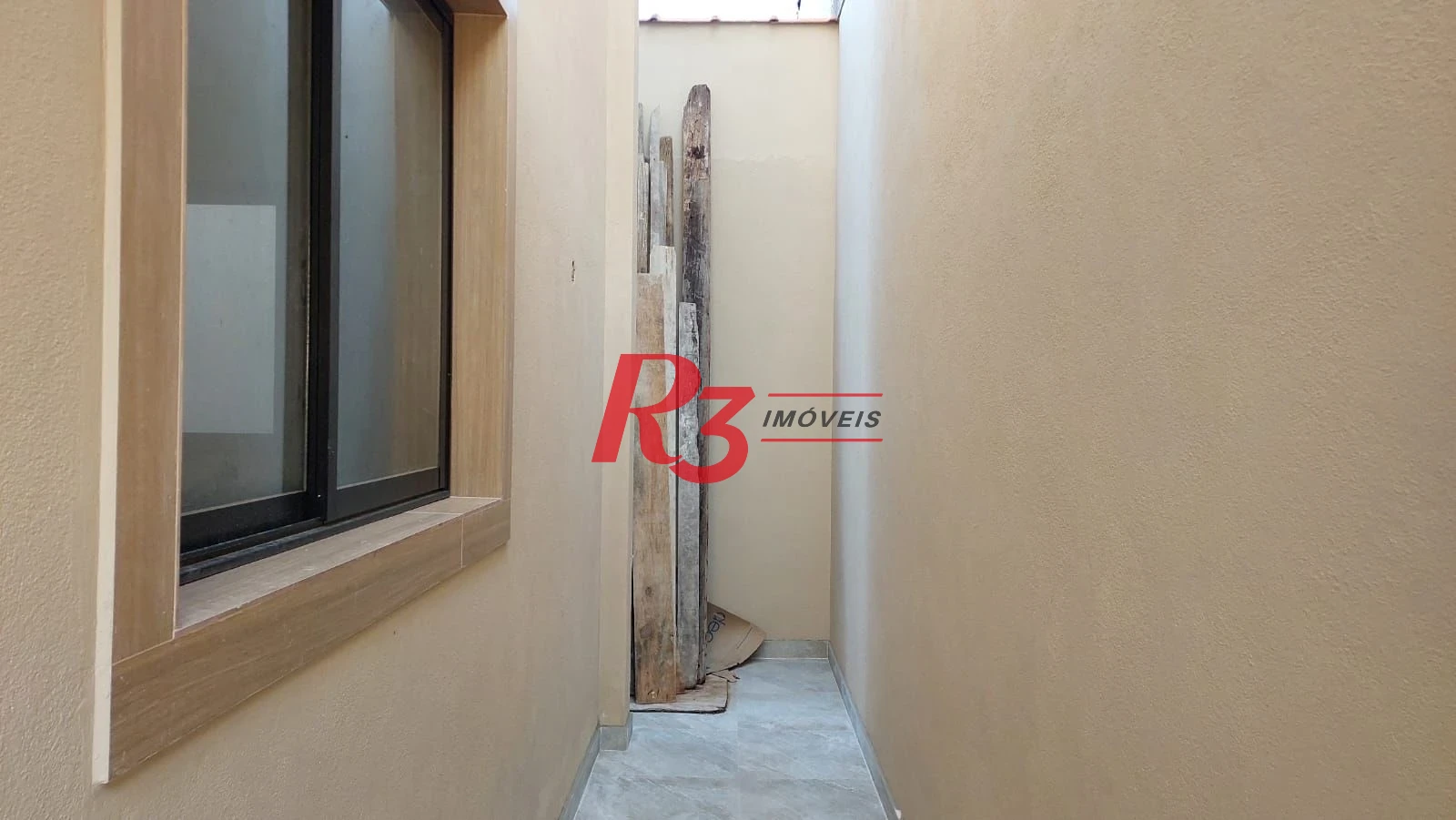 Sobrado com 2 dormitórios à venda, 80 m² por R$ 700.000,00 - Marapé - Santos/SP