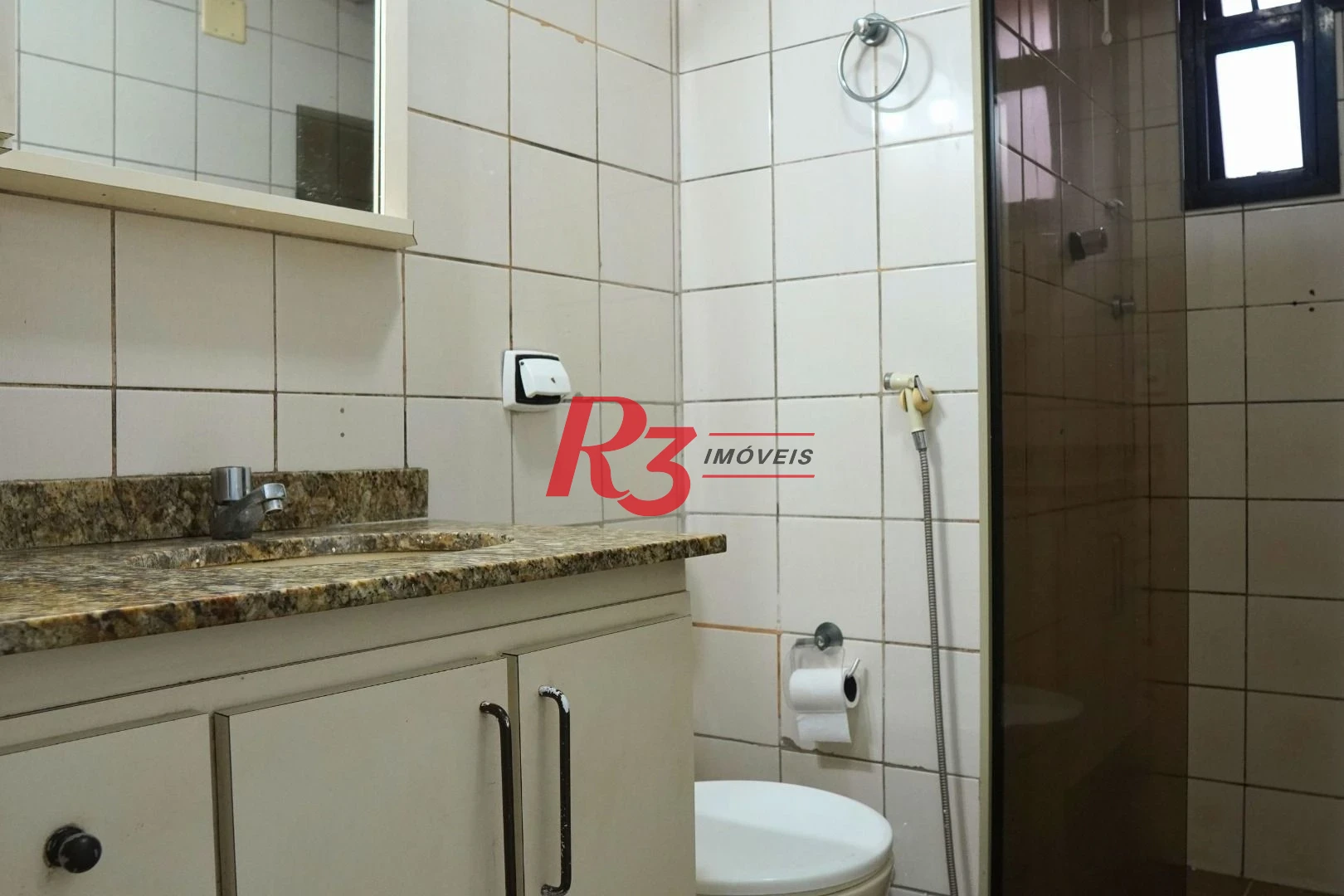 Apartamento com 2 dormitórios para alugar, 59 m² por R$ 4.000,02/mês - Boqueirão - Santos/SP