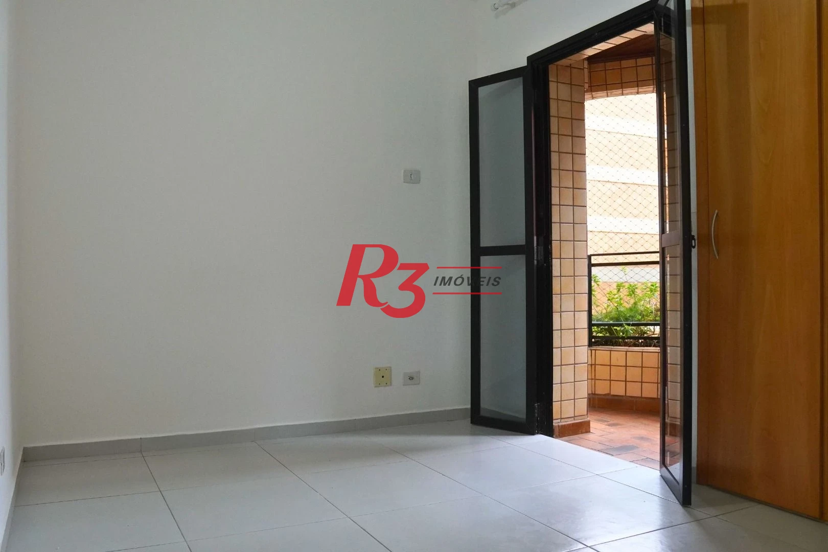 Apartamento com 2 dormitórios para alugar, 59 m² por R$ 4.000,02/mês - Boqueirão - Santos/SP