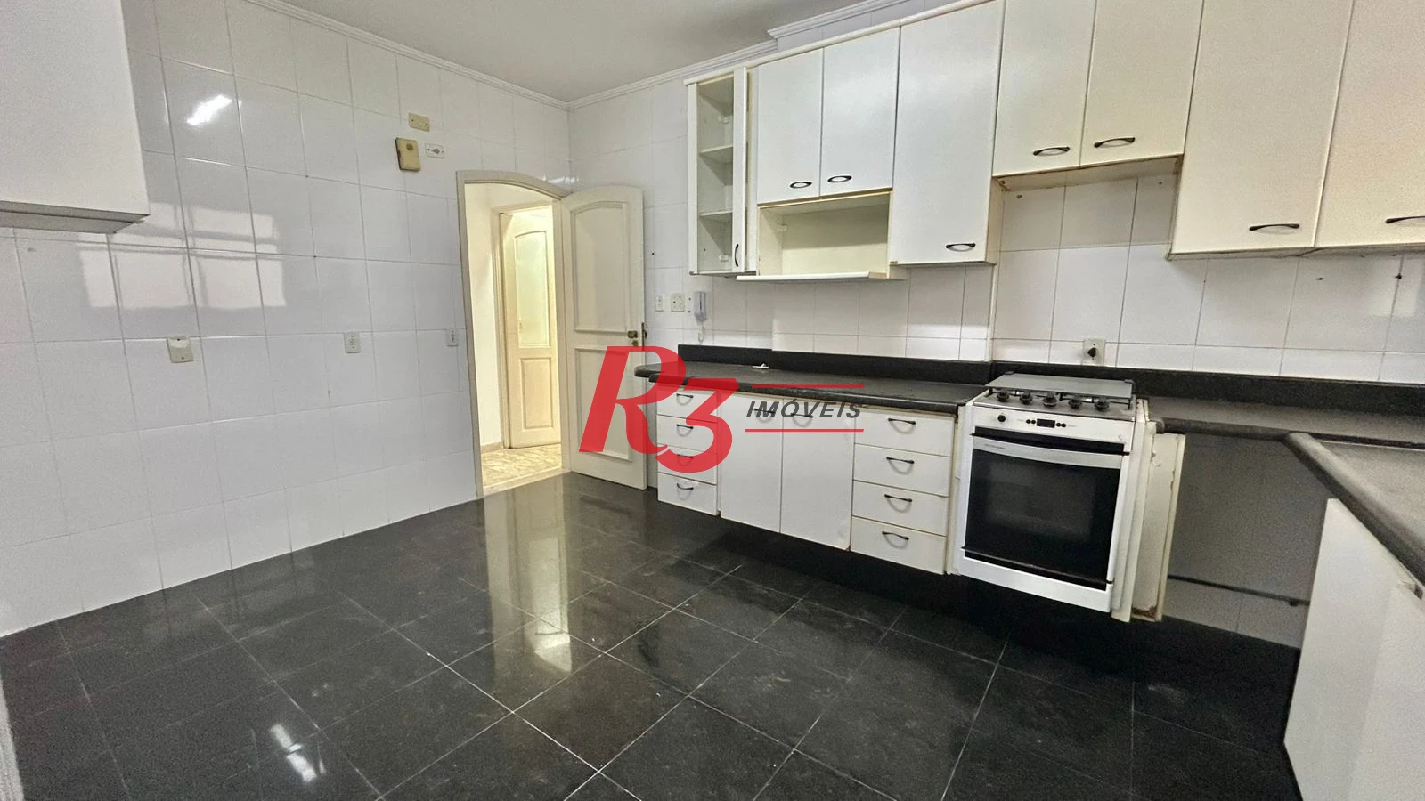 Apartamento com 3 dormitórios, 175 m² - venda por R$ 2.100.000,00 ou aluguel por R$ 11.400,00/mês - Boqueirão - Santos/SP