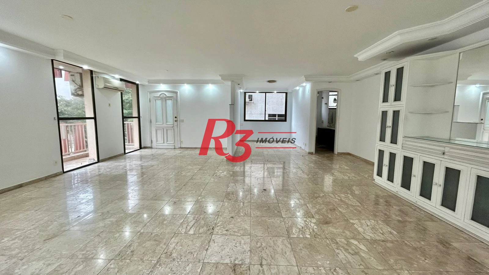 Apartamento com 3 dormitórios, 175 m² - venda por R$ 2.100.000,00 ou aluguel por R$ 11.400,00/mês - Boqueirão - Santos/SP