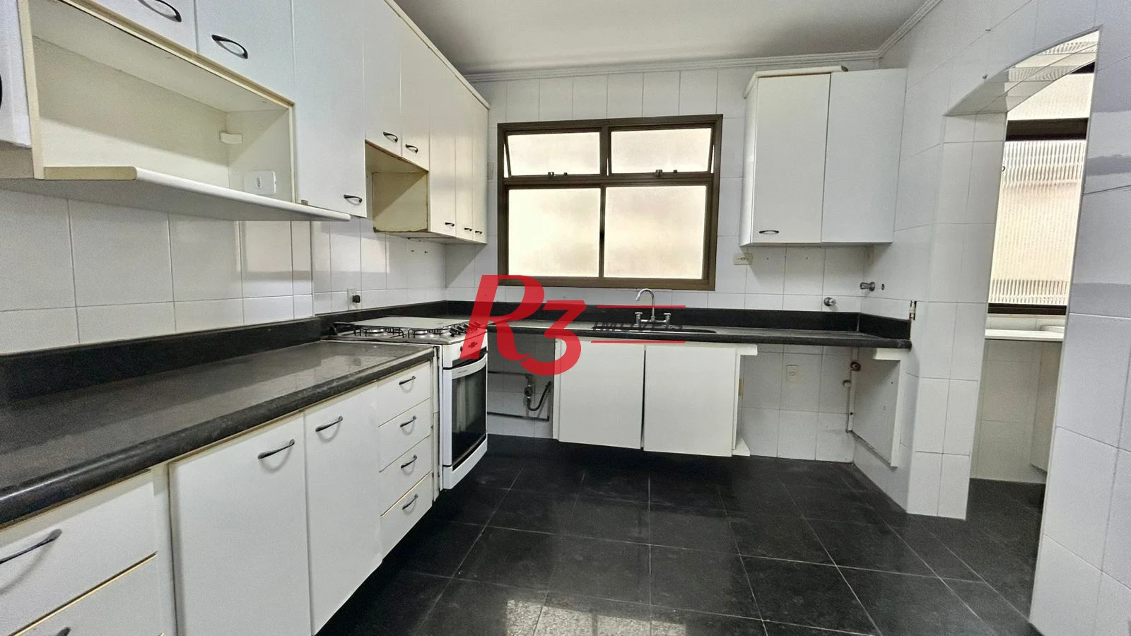 Apartamento com 3 dormitórios, 175 m² - venda por R$ 2.100.000,00 ou aluguel por R$ 11.400,00/mês - Boqueirão - Santos/SP