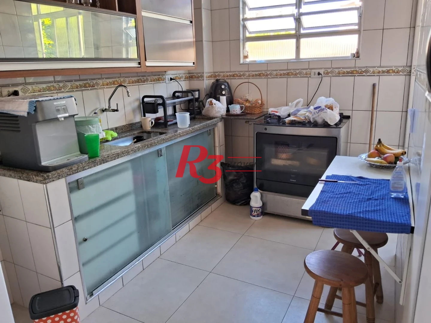 Apartamento com 2 dormitórios para alugar, 75 m² por R$ 3.000,02/mês - Campo Grande - Santos/SP
