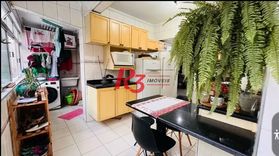Apartamento com 3 dormitórios à venda, 122 m² por R$ 750.000,00 - Gonzaga - Santos/SP
