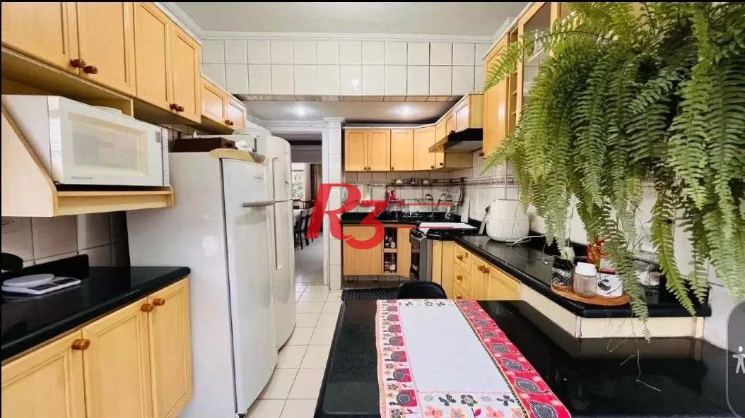 Apartamento com 3 dormitórios à venda, 122 m² por R$ 750.000,00 - Gonzaga - Santos/SP