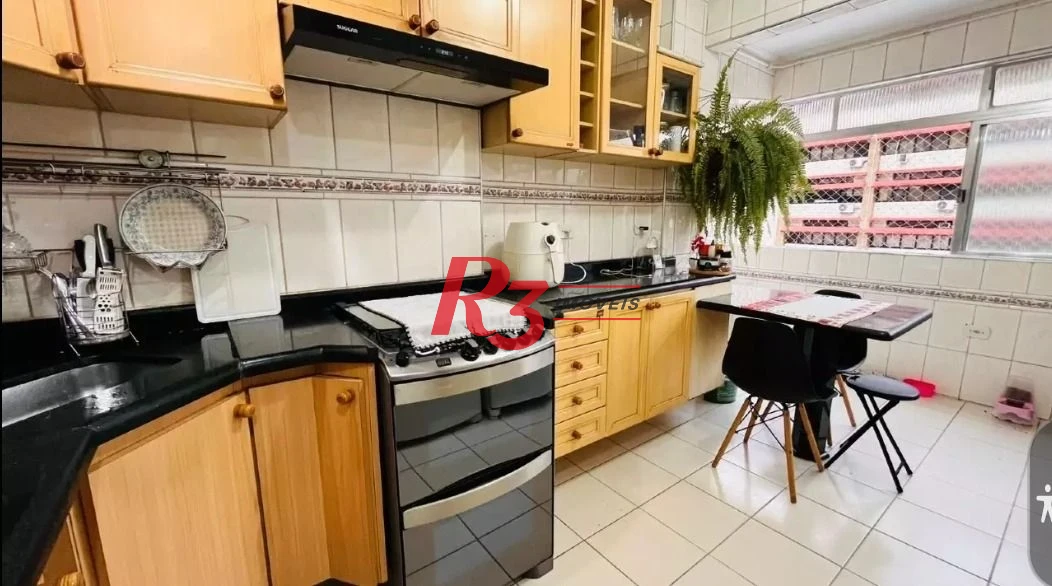 Apartamento com 3 dormitórios à venda, 122 m² por R$ 750.000,00 - Gonzaga - Santos/SP