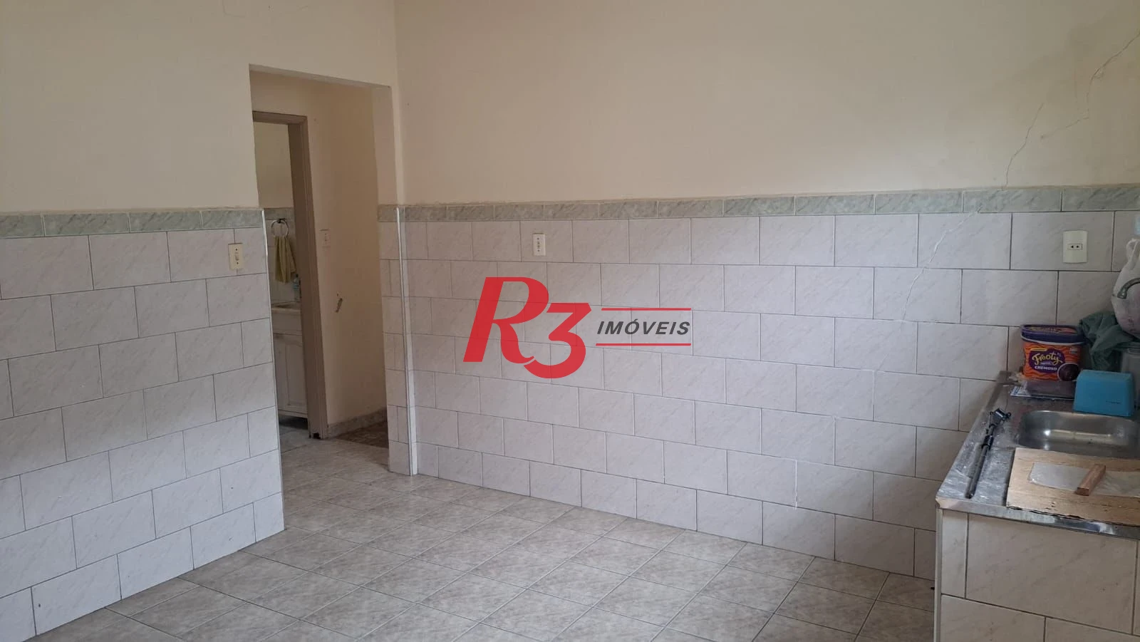 Casa com 3 dormitórios à venda, 131 m² por R$ 600.000,00 - Aparecida - Santos/SP