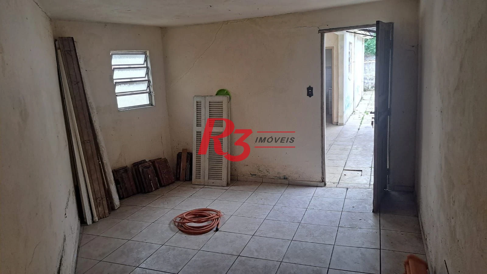 Casa com 3 dormitórios à venda, 131 m² por R$ 600.000,00 - Aparecida - Santos/SP