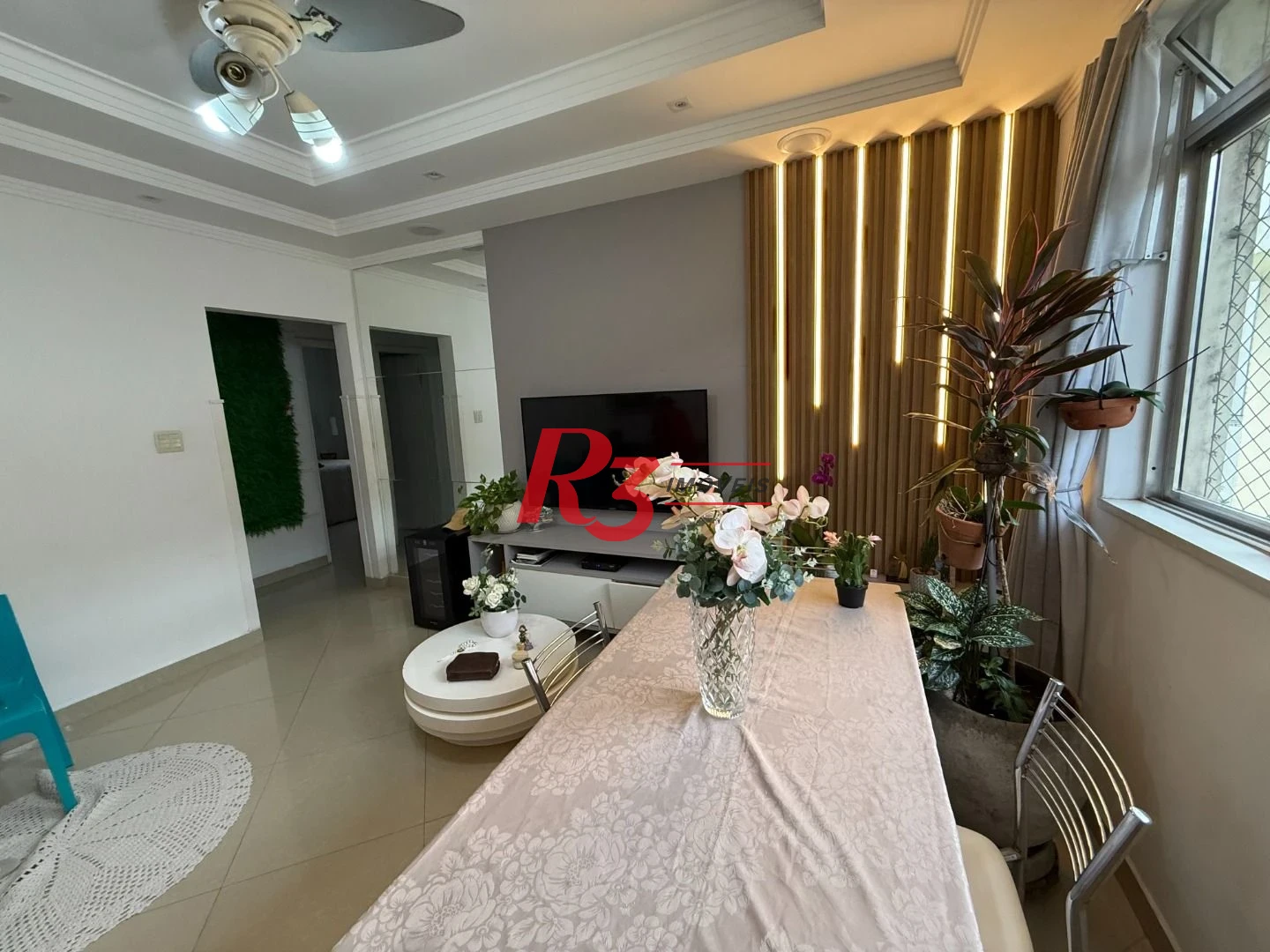 Apartamento com 2 dormitórios à venda, 90 m² por R$ 470.000,00 - Boqueirão - Santos/SP