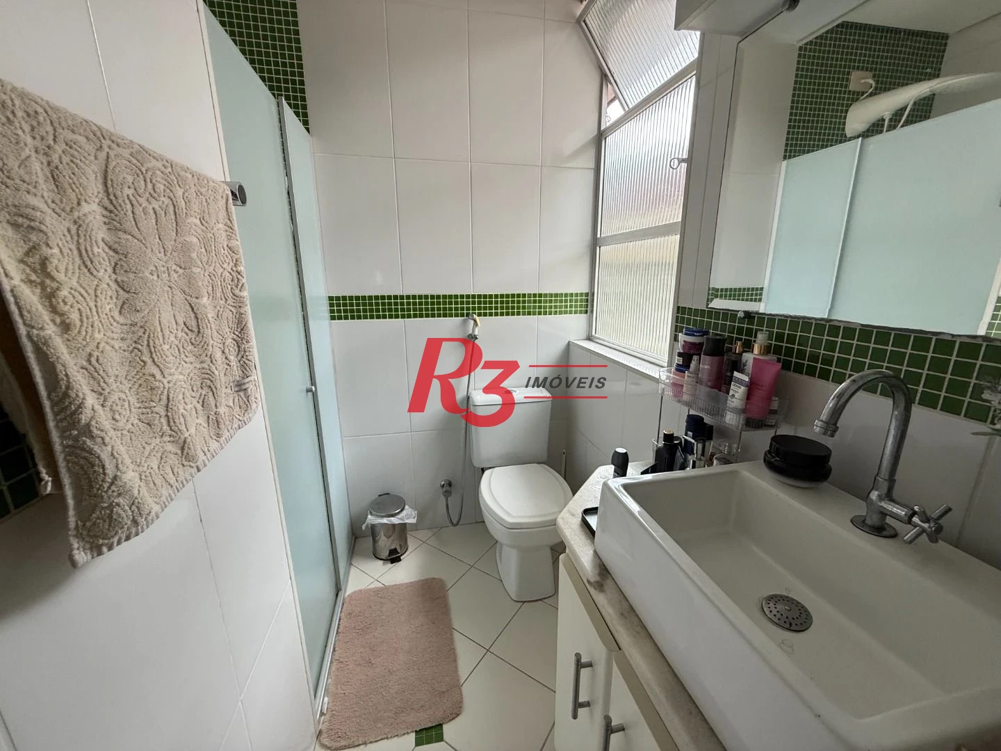 Apartamento com 2 dormitórios à venda, 90 m² por R$ 470.000,00 - Boqueirão - Santos/SP