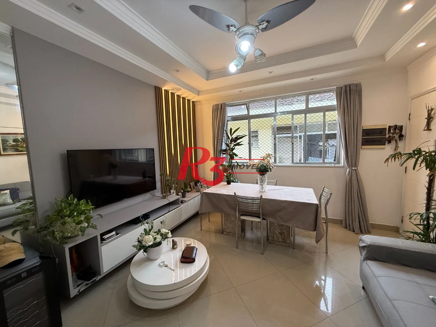 Apartamento com 2 dormitórios à venda, 90 m² por R$ 470.000,00 - Boqueirão - Santos/SP