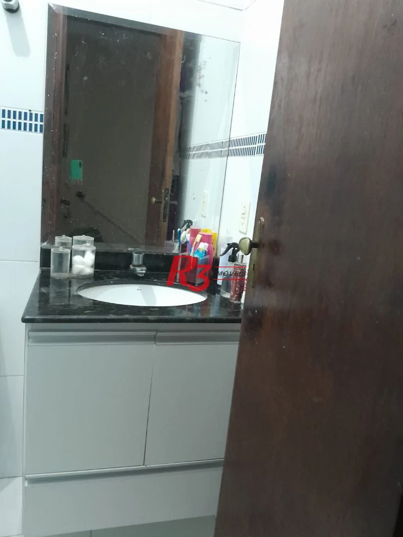 Village com 3 dormitórios à venda, 147 m² por R$ 520.000,00 - Estuário - Santos/SP