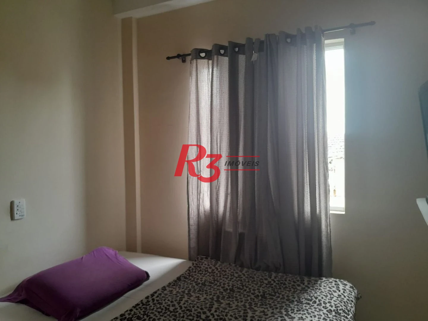 Village com 3 dormitórios à venda, 147 m² por R$ 520.000,00 - Estuário - Santos/SP