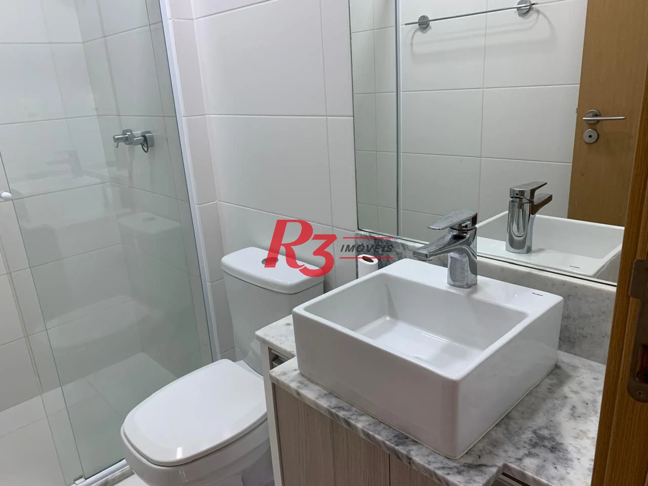 Apartamento com 2 dormitórios para alugar, 66 m² por R$ 6.009,86/mês - Boqueirão - Santos/SP