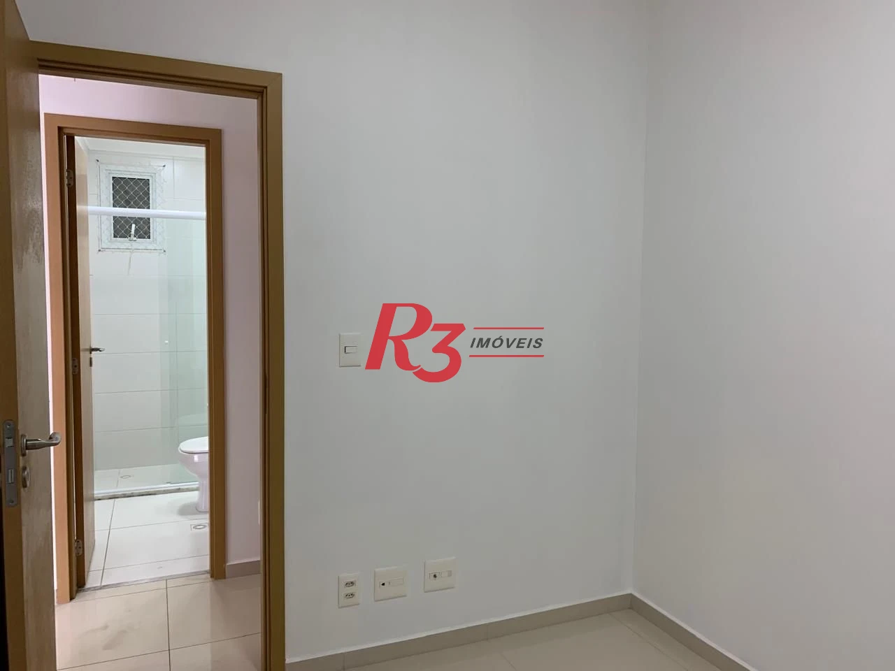 Apartamento com 2 dormitórios para alugar, 66 m² por R$ 6.009,86/mês - Boqueirão - Santos/SP