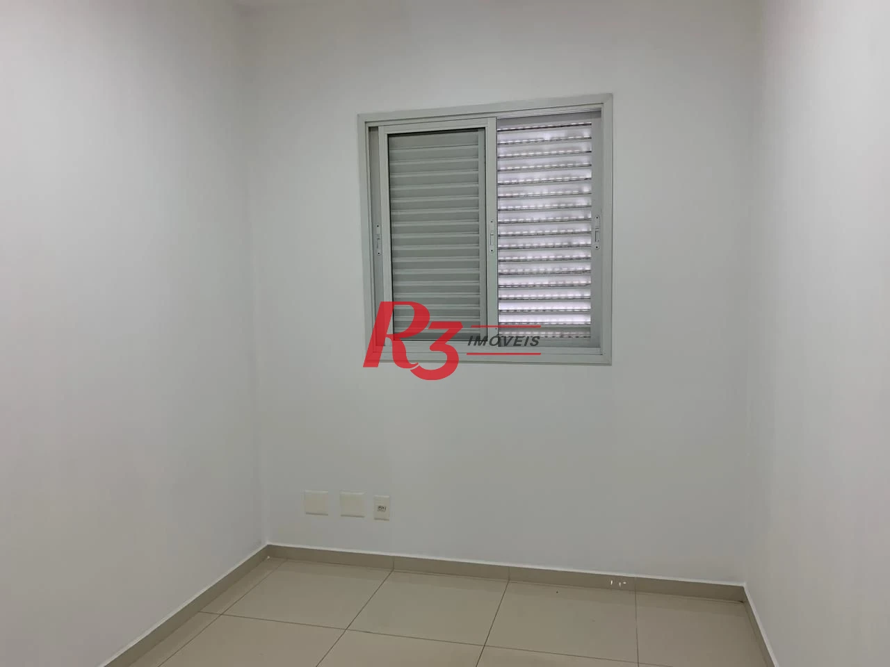 Apartamento com 2 dormitórios para alugar, 66 m² por R$ 6.009,86/mês - Boqueirão - Santos/SP