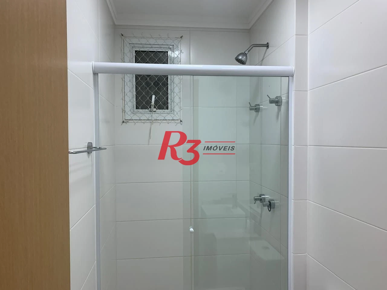 Apartamento com 2 dormitórios para alugar, 66 m² por R$ 6.009,86/mês - Boqueirão - Santos/SP