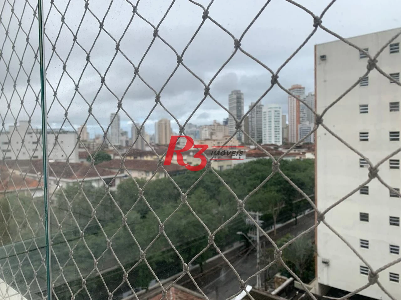 Apartamento com 2 dormitórios para alugar, 66 m² por R$ 6.009,86/mês - Boqueirão - Santos/SP