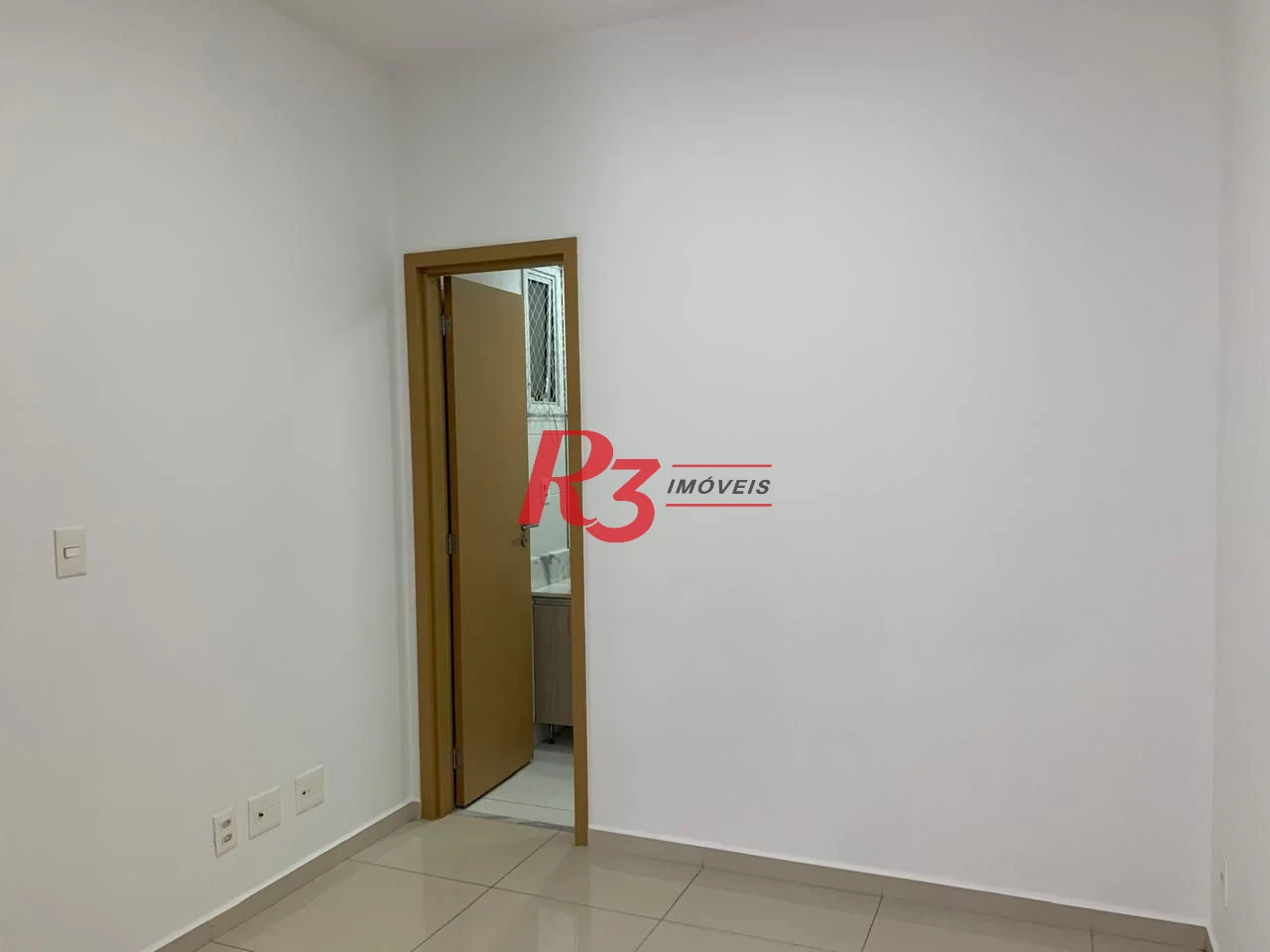 Apartamento com 2 dormitórios para alugar, 66 m² por R$ 6.009,86/mês - Boqueirão - Santos/SP