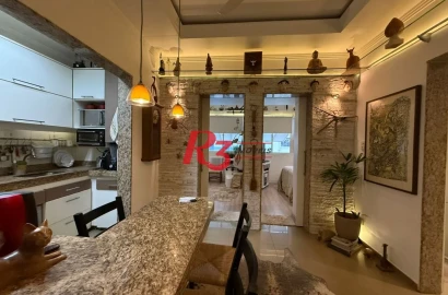 Apartamento com 2 dormitórios à venda, 55 m² por R$ 435.000,00 - José Menino - Santos/SP