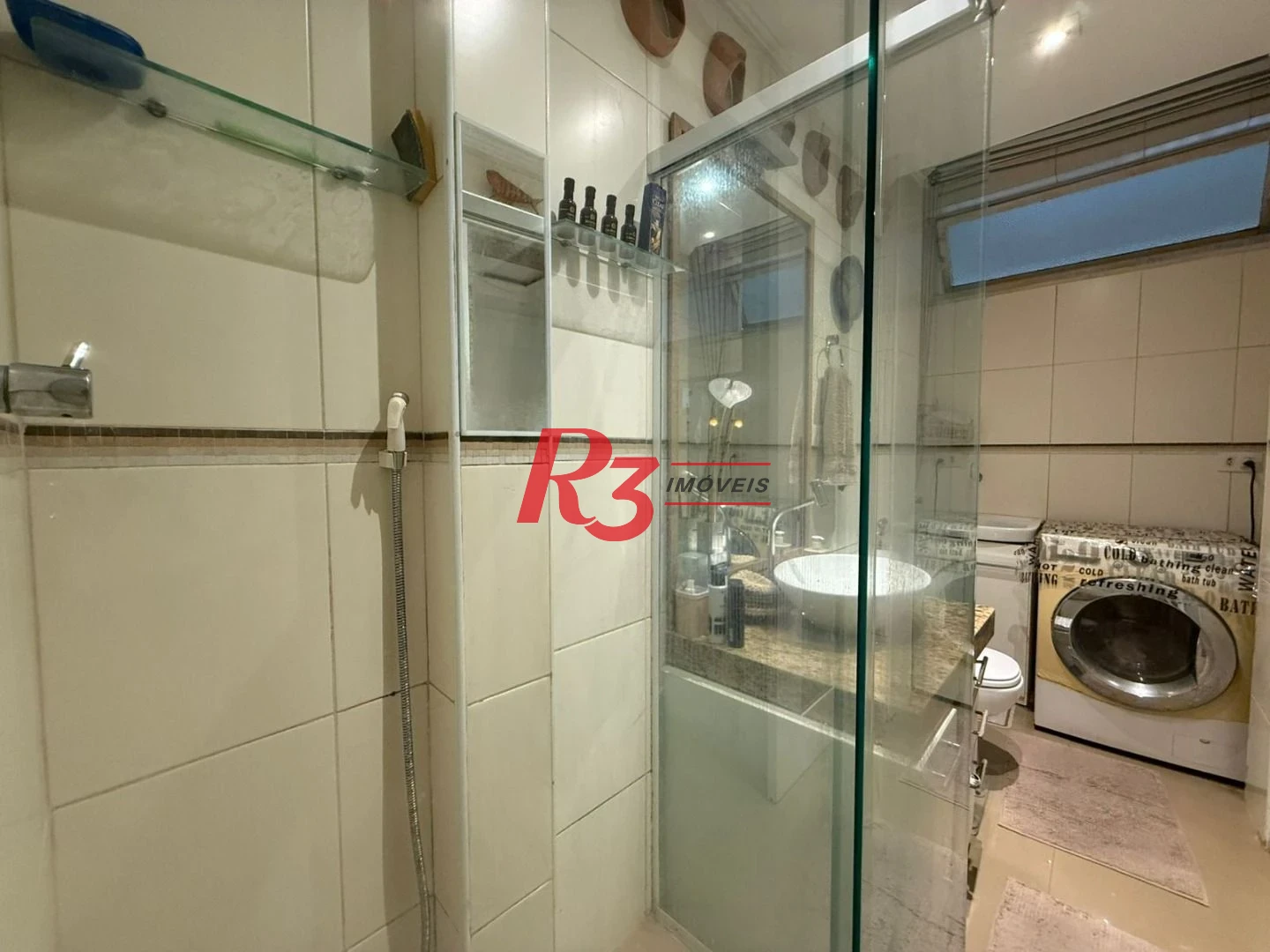 Apartamento com 2 dormitórios à venda, 55 m² por R$ 435.000,00 - José Menino - Santos/SP