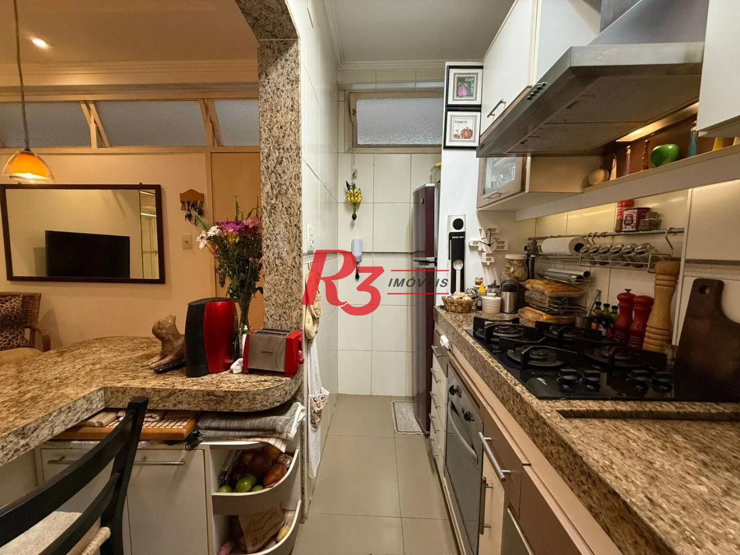 Apartamento com 2 dormitórios à venda, 55 m² por R$ 435.000,00 - José Menino - Santos/SP