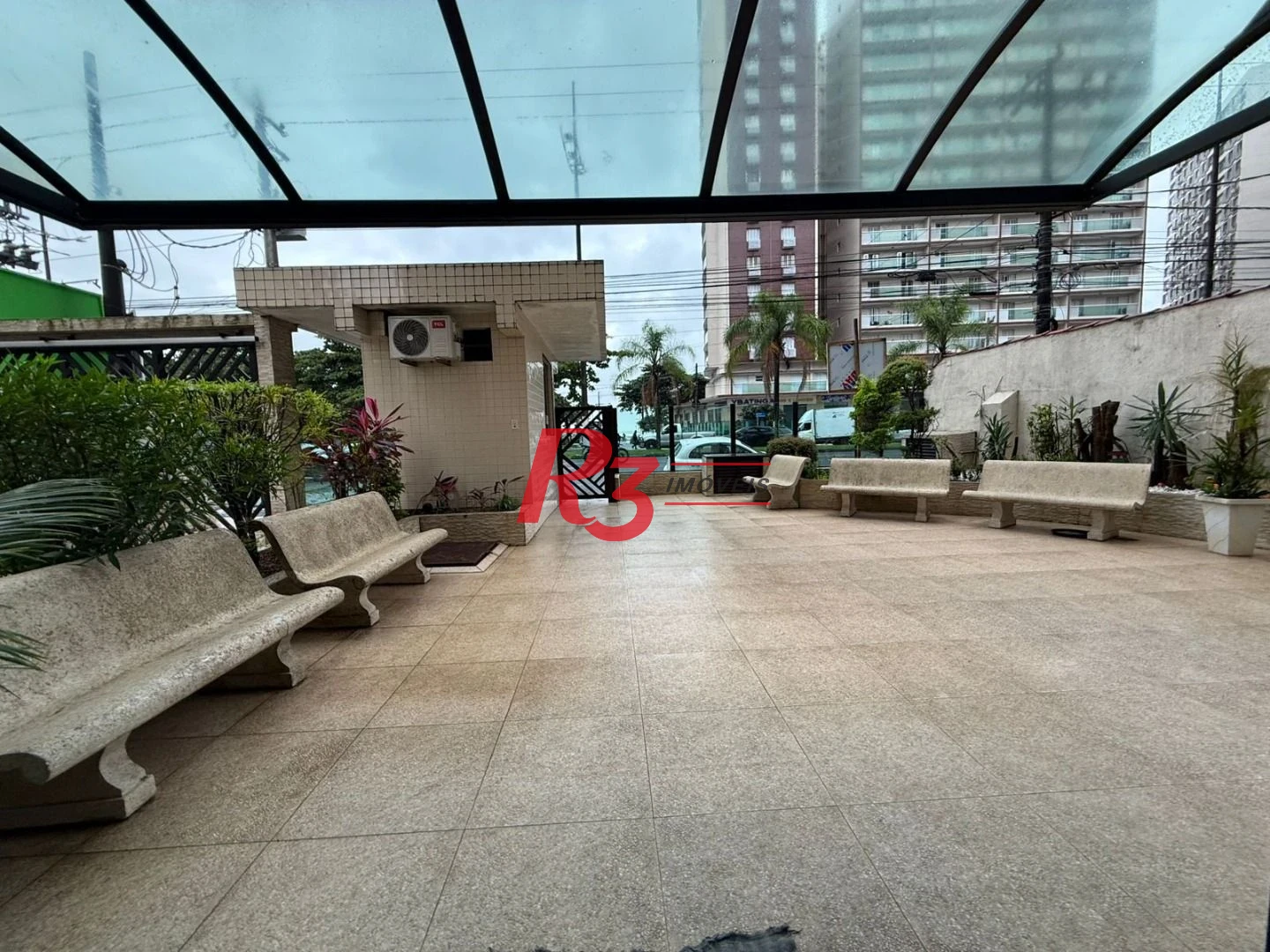 Apartamento com 2 dormitórios à venda, 55 m² por R$ 435.000,00 - José Menino - Santos/SP