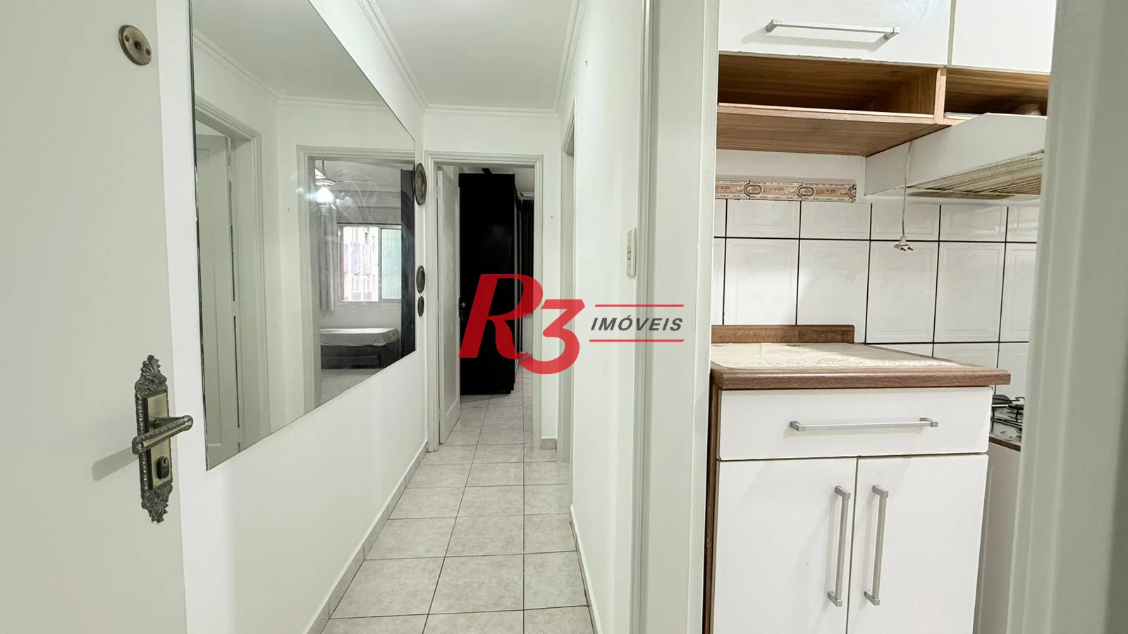 Apartamento com 1 dormitório à venda, 38 m² por R$ 299.900,00 - José Menino - Santos/SP