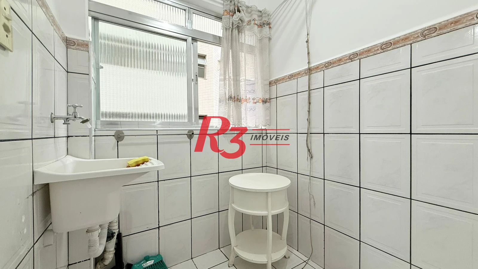 Apartamento com 1 dormitório à venda, 38 m² por R$ 299.900,00 - José Menino - Santos/SP