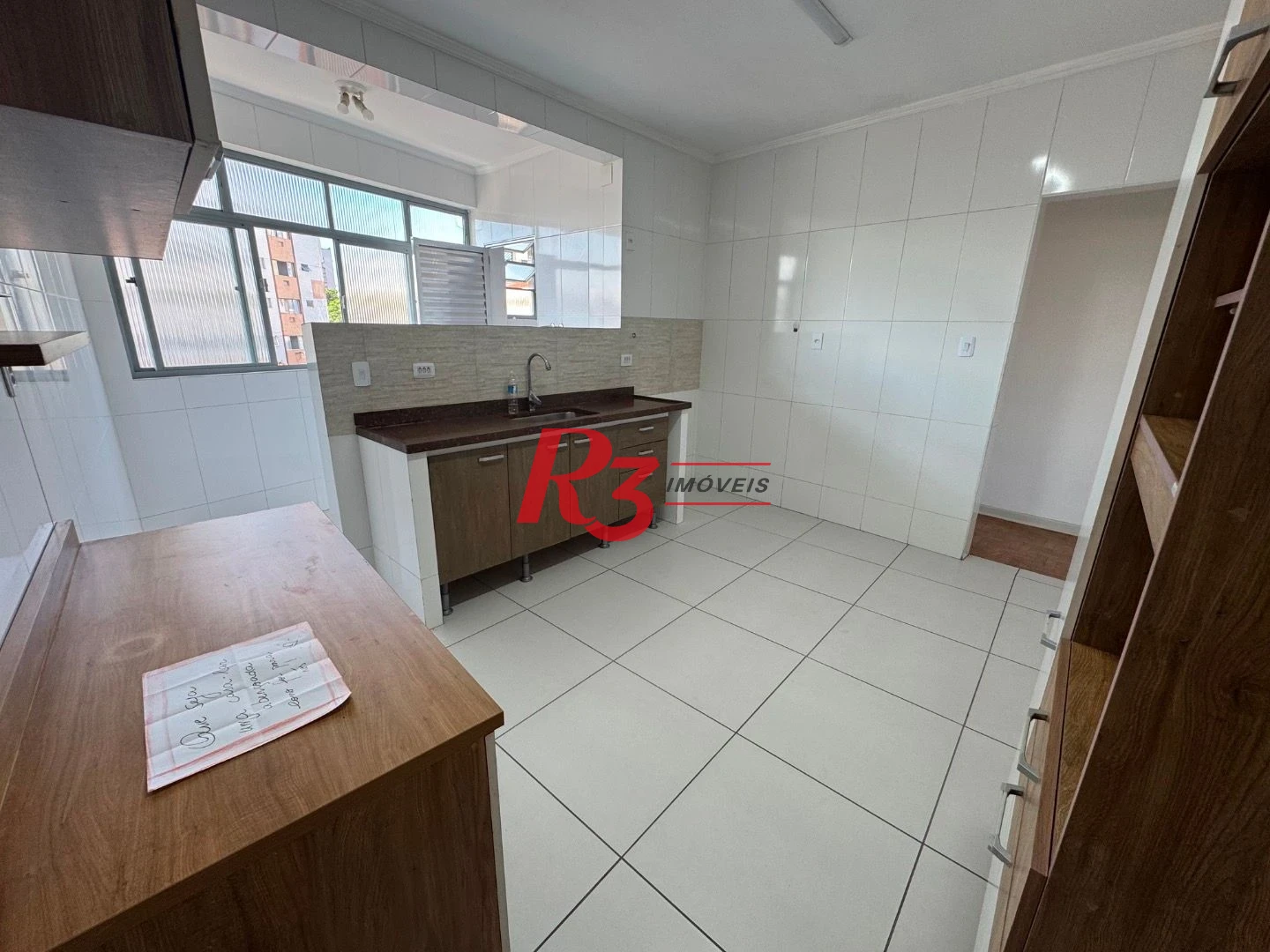 Apartamento com 3 dormitórios para alugar, 100 m² por R$ 3.500,00/mês - Embaré - Santos/SP