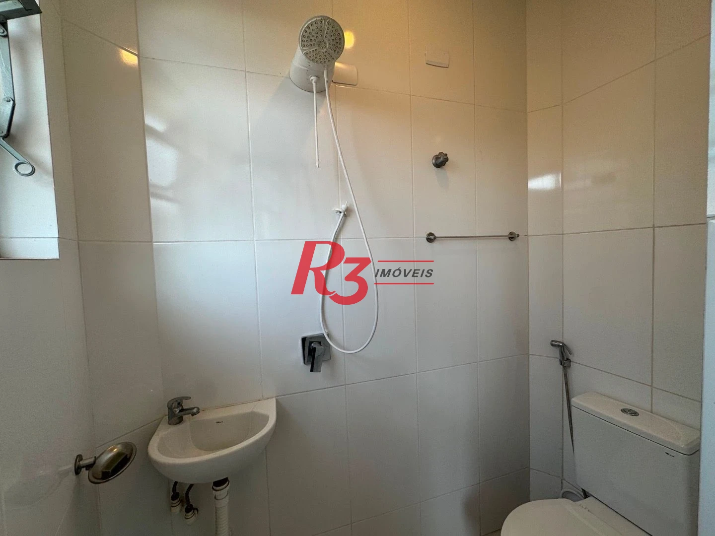 Apartamento com 3 dormitórios para alugar, 100 m² por R$ 3.500,00/mês - Embaré - Santos/SP