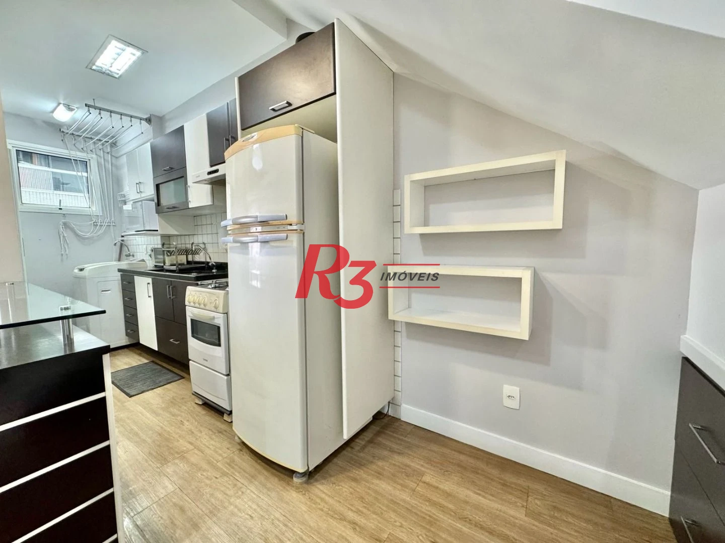 Apartamento com 1 dormitório à venda, 69 m² por R$ 650.000,00 - Gonzaga - Santos/SP
