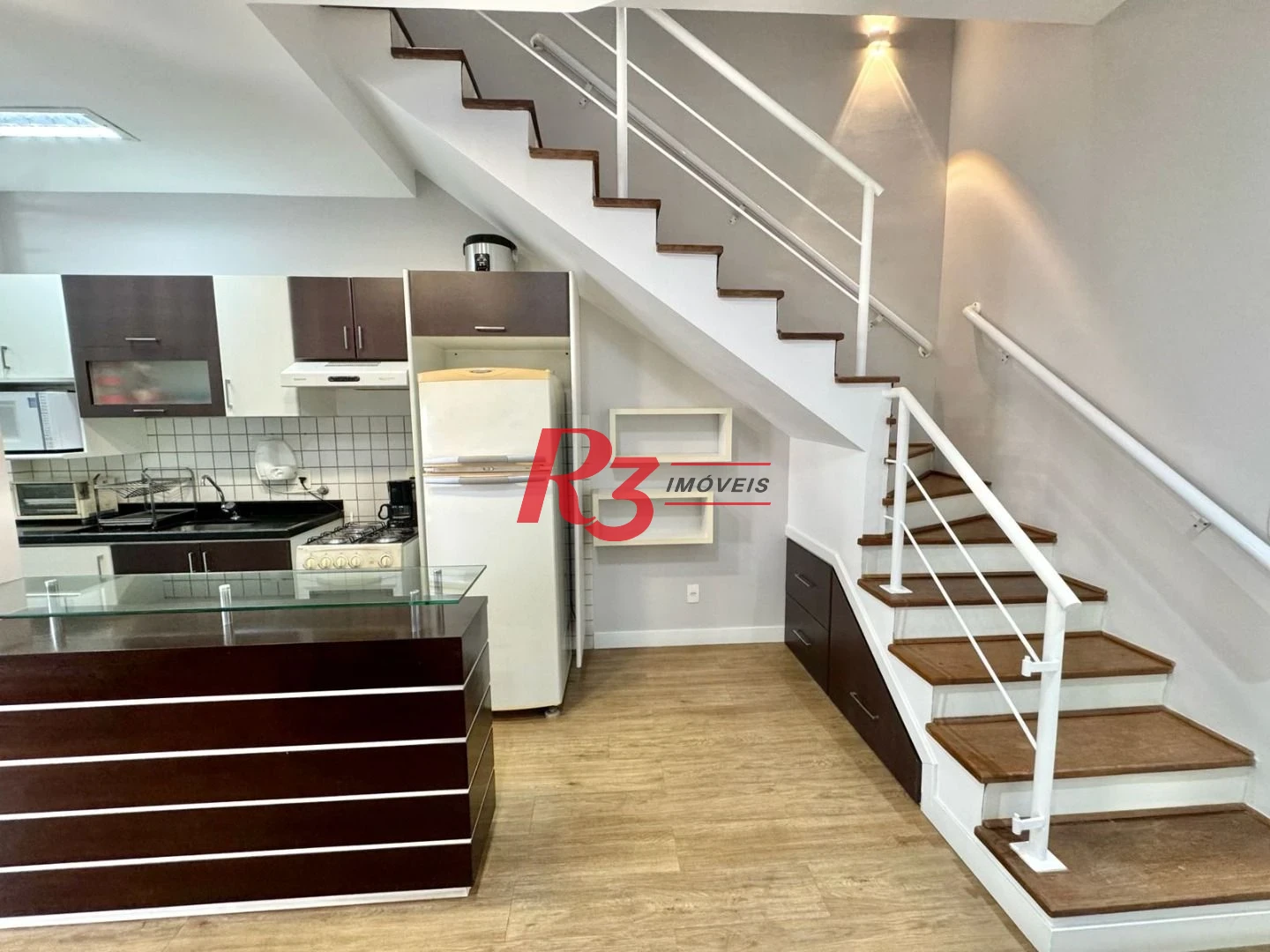Apartamento com 1 dormitório à venda, 69 m² por R$ 650.000,00 - Gonzaga - Santos/SP