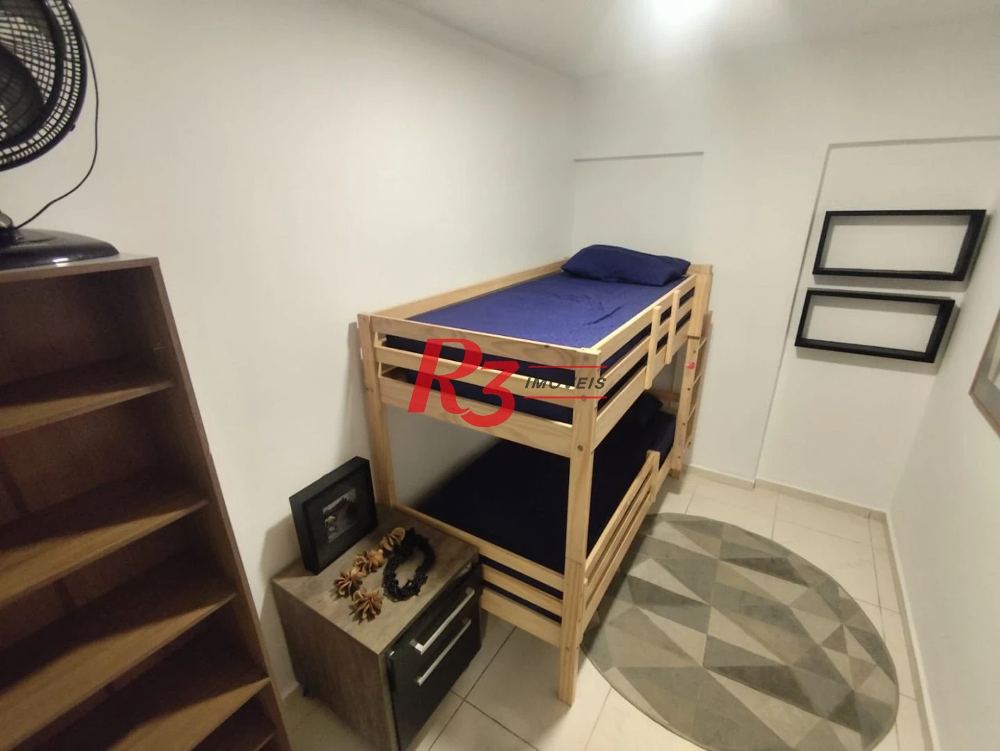 Apartamento com 2 dormitórios para alugar, 59 m² por R$ 3.200,00/mês - Vila Voturuá - São Vicente/SP