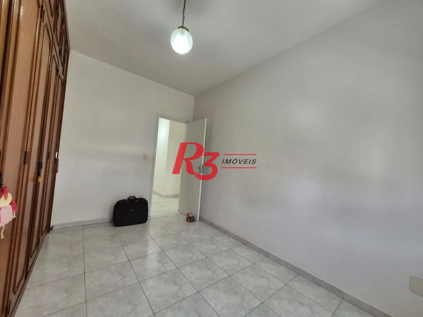 Apartamento com 3 dormitórios à venda, 135 m² por R$ 899.000,00 - Embaré - Santos/SP