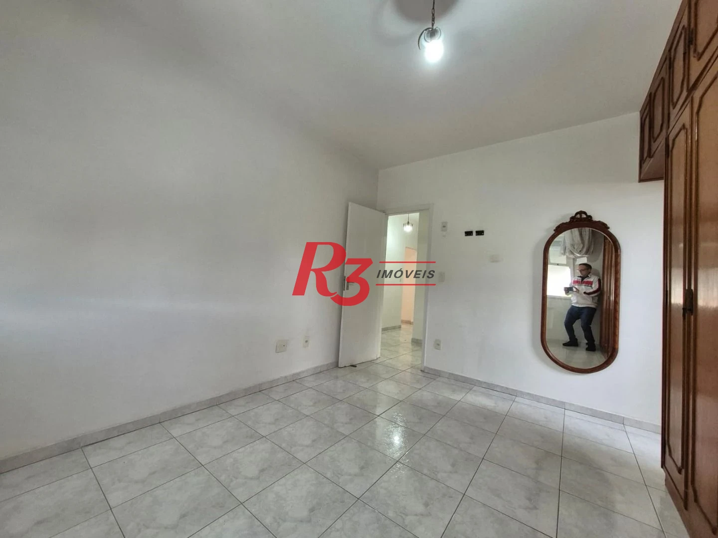 Apartamento com 3 dormitórios à venda, 135 m² por R$ 899.000,00 - Embaré - Santos/SP